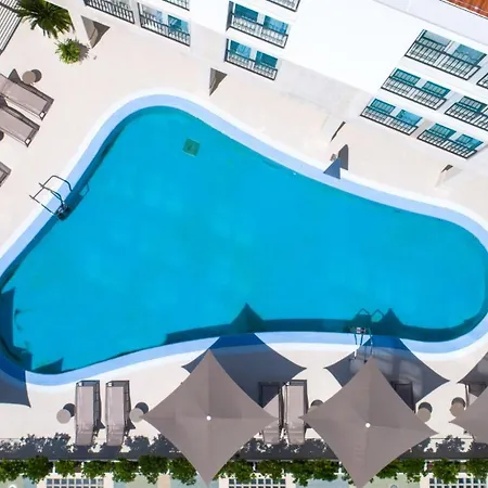 With Swimming Pool Rozac, - 27250 *